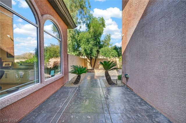 11392 Rancho Villa Verde Place, Las Vegas, NV 89138