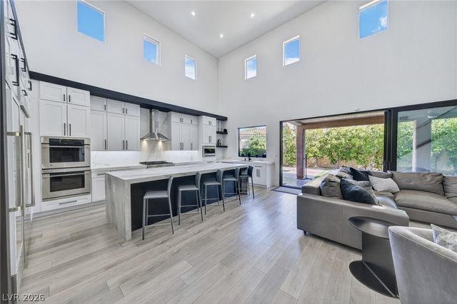 11392 Rancho Villa Verde Place, Las Vegas, NV 89138