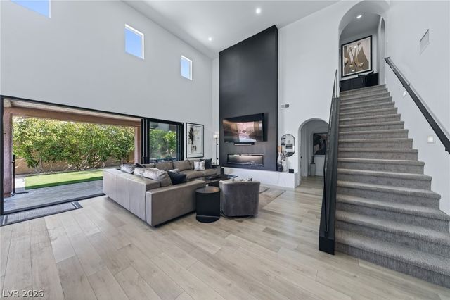 11392 Rancho Villa Verde Place, Las Vegas, NV 89138