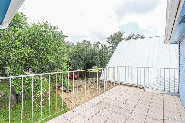 824 S Louisiana Circle, Mercedes, TX 78596