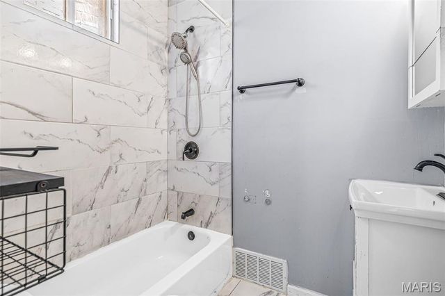 4641 Idaho Avenue, St Louis, MO 63111