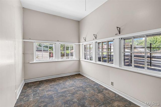 4641 Idaho Avenue, St Louis, MO 63111