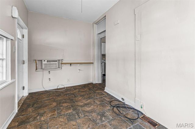4641 Idaho Avenue, St Louis, MO 63111