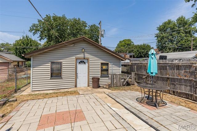 4641 Idaho Avenue, St Louis, MO 63111