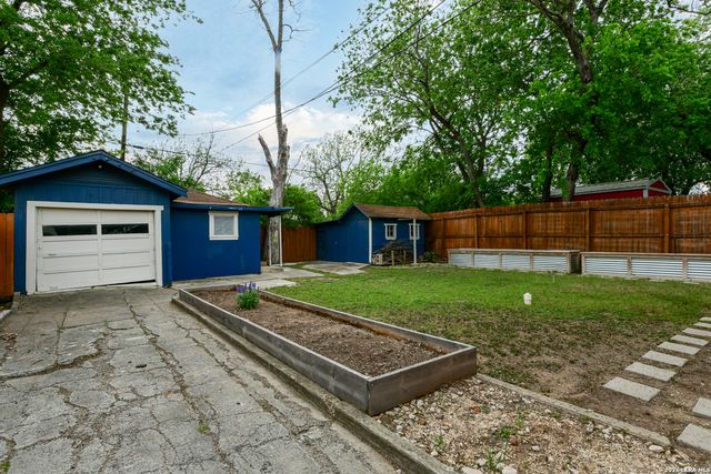 332 Avondale Ave., San Antonio, TX 78223