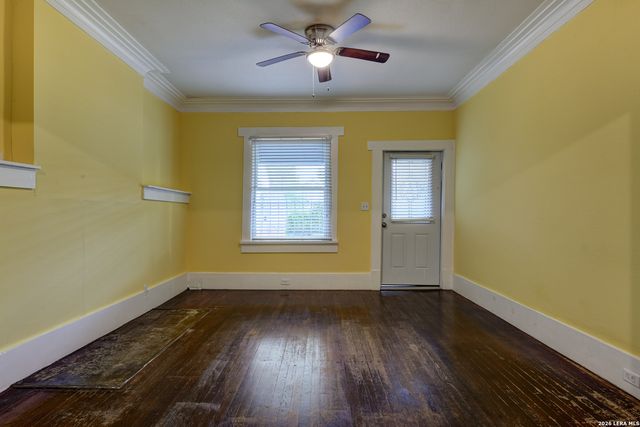 332 Avondale Ave., San Antonio, TX 78223