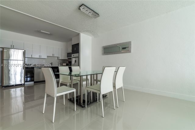19390 Collins Ave 419, Sunny Isles Beach, FL 33160