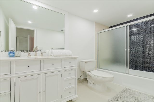 19390 Collins Ave 419, Sunny Isles Beach, FL 33160