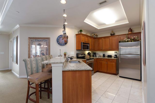 9994 Beach Club Dr Apt 701, Myrtle Beach, SC 29572