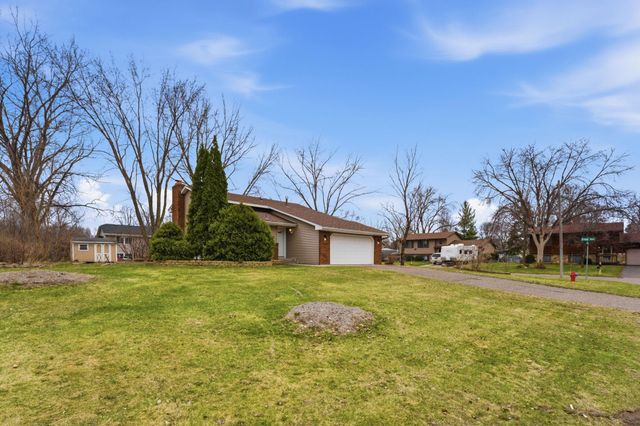 1533 79th Avenue N, Brooklyn Park, MN 55444