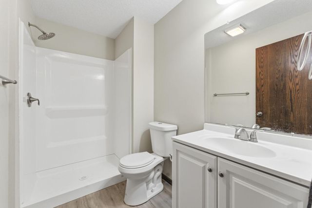 1533 79th Avenue N, Brooklyn Park, MN 55444