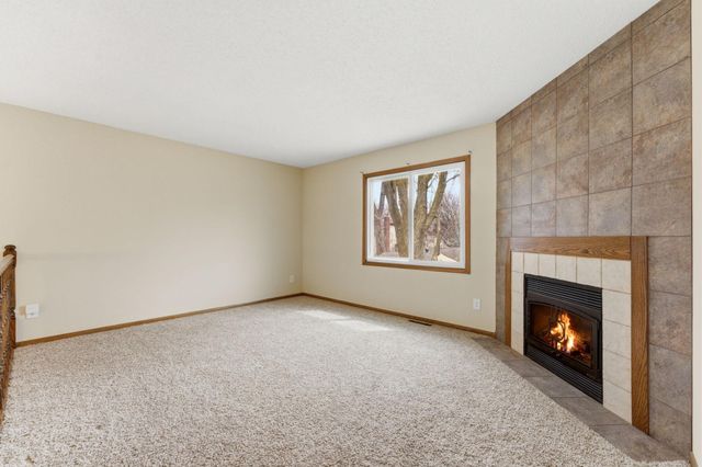 1533 79th Avenue N, Brooklyn Park, MN 55444