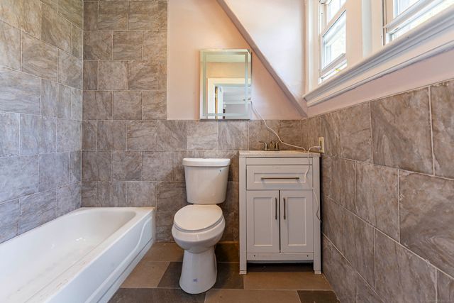 62 Burton Street, Hartford, CT 06112