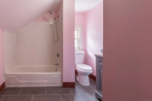 62 Burton Street, Hartford, CT 06112