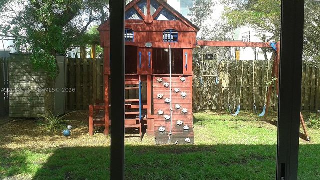 350 NE 31st Ter 0, Homestead, FL 33033