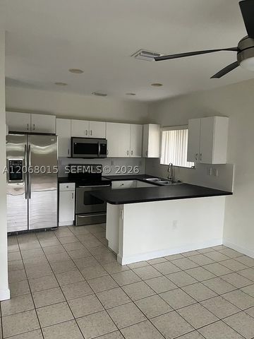 350 NE 31st Ter 0, Homestead, FL 33033