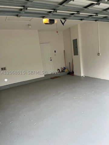 350 NE 31st Ter 0, Homestead, FL 33033
