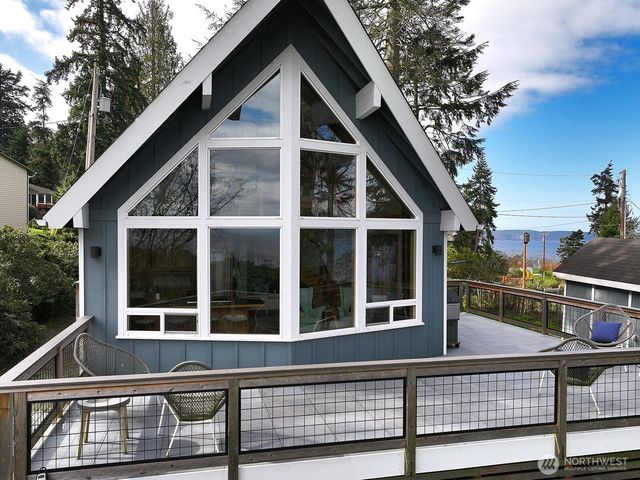 2282 Whidbey Shores Road, Langley, WA 98260
