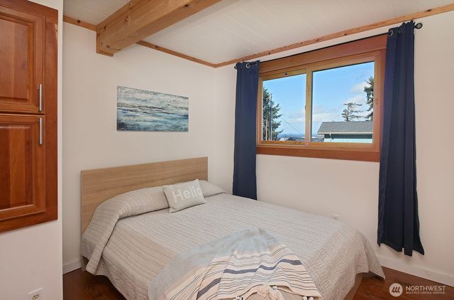 2282 Whidbey Shores Road, Langley, WA 98260