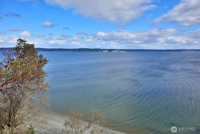 2282 Whidbey Shores Road, Langley, WA 98260