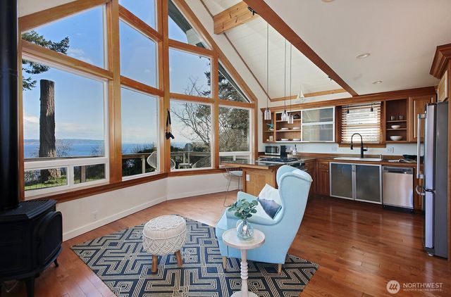 2282 Whidbey Shores Road, Langley, WA 98260