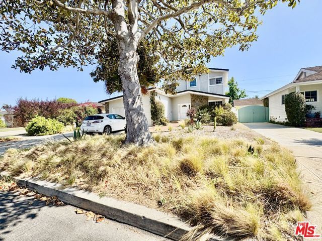 7428 W 81St Street, Los Angeles, CA 90045