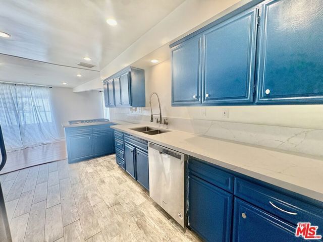 7428 W 81St Street, Los Angeles, CA 90045