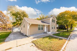 209 N Hunter Street, Thornton, IL 60476