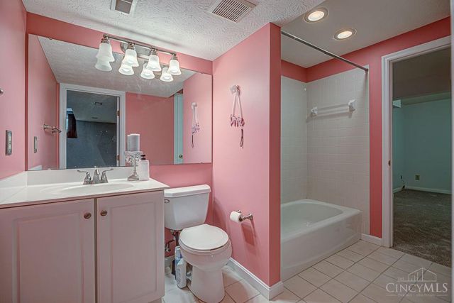 6333 Carley Lane, Green Twp, OH 45248