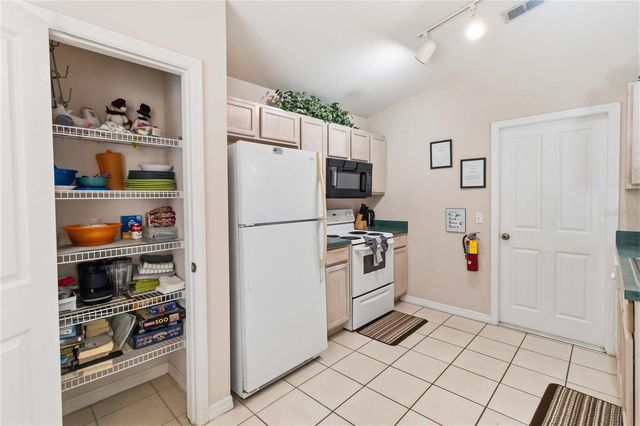 446 RESERVE DRIVE, Davenport, FL 33896