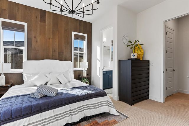 4773 Iron Bird Dr, Folsom, CA 95630