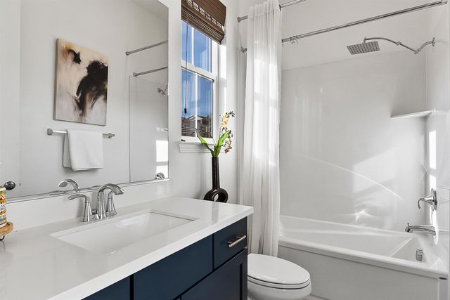 4773 Iron Bird Dr, Folsom, CA 95630