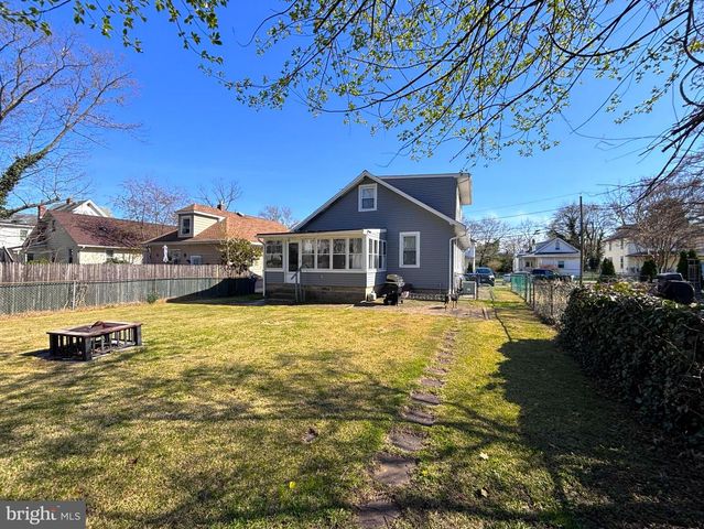 300 WALTER AVE, Delanco, NJ 08075