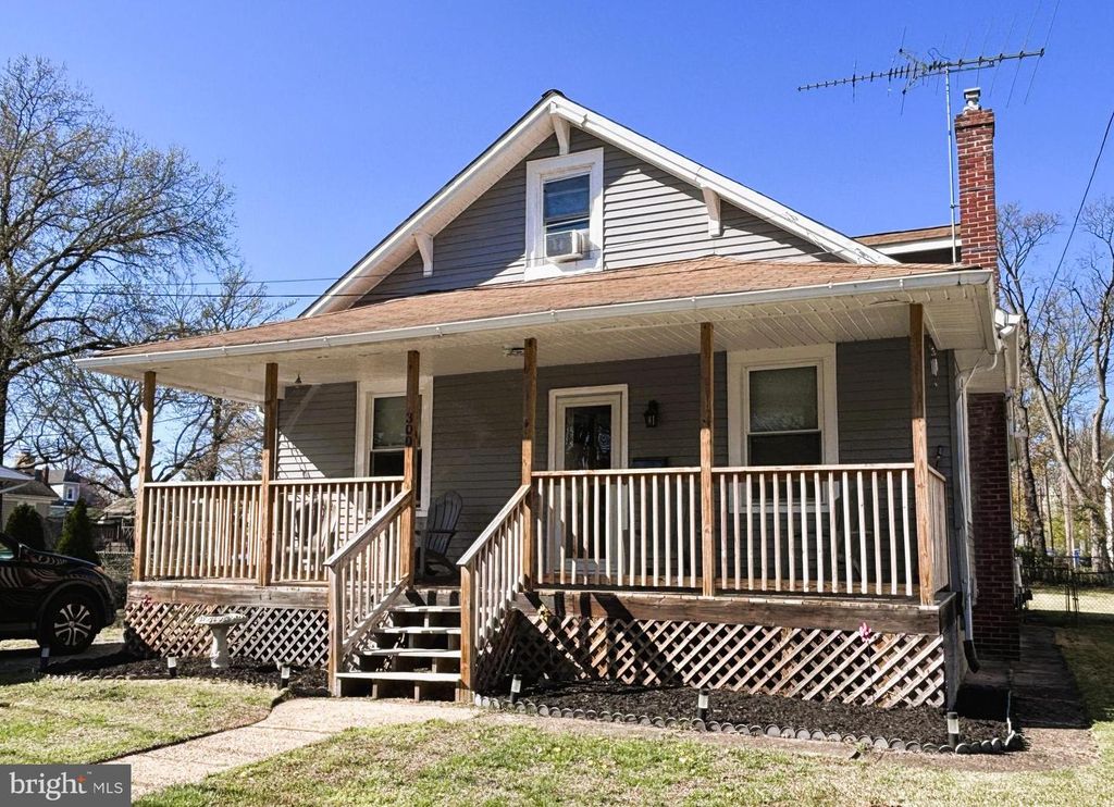 300 WALTER AVE, Delanco, NJ 08075