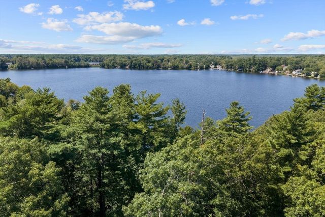 438 Twin Lakes Drive 438, Halifax, MA 02338