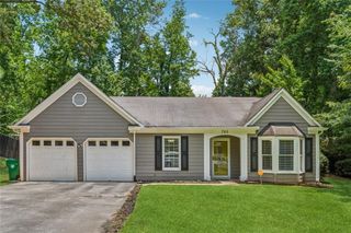 785 Greenhedge Way, Stone Mountain, GA 30088