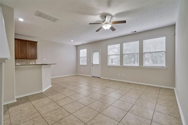 26 Bowerbank Court, Magnolia, TX 77354