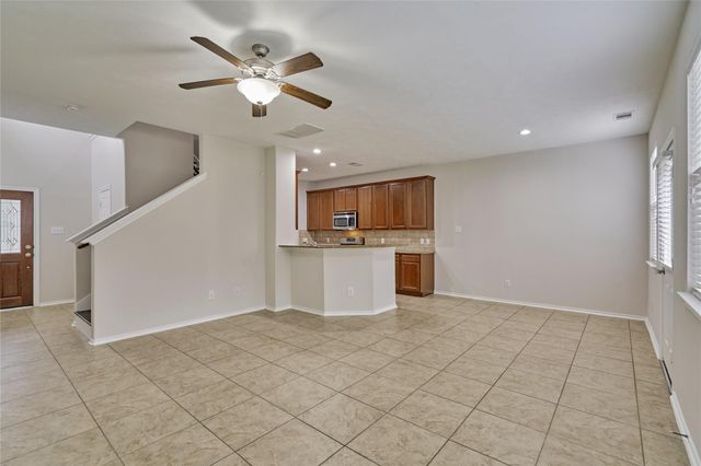 26 Bowerbank Court, Magnolia, TX 77354