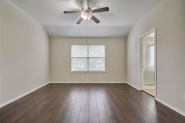 26 Bowerbank Court, Magnolia, TX 77354