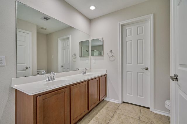 26 Bowerbank Court, Magnolia, TX 77354