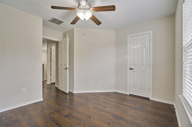 26 Bowerbank Court, Magnolia, TX 77354