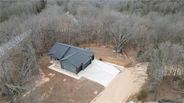 14201 Horse Shoe Drive, Lowell, AR 72745
