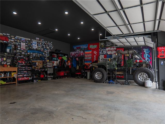 14201 Horse Shoe Drive, Lowell, AR 72745