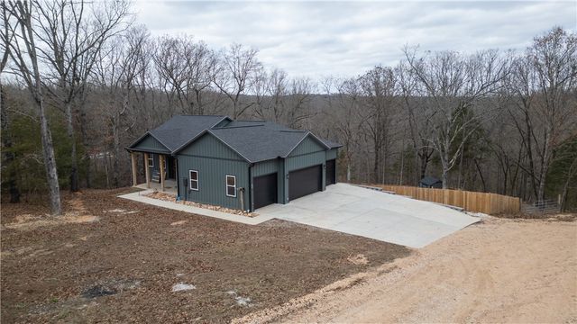 14201 Horse Shoe Drive, Lowell, AR 72745