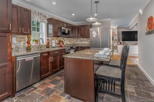 780 Plattekill Ardonia Road, Clintondale, NY 12515