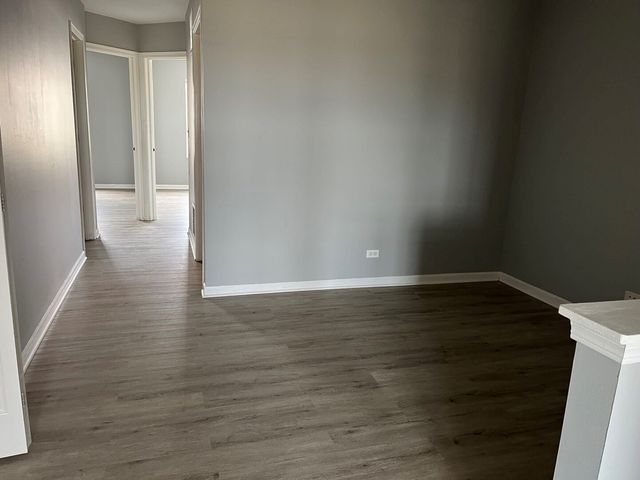 311 S SPRINGBROOK Trail S 311, Oswego, IL 60543