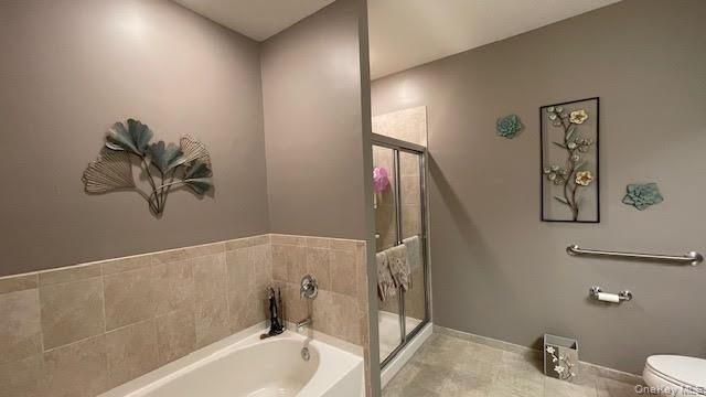 94 Lakeside Court, Shirley, NY 11967