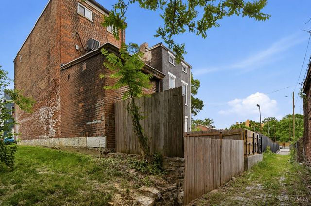 2131 Colerain Avenue, Cincinnati, OH 45214