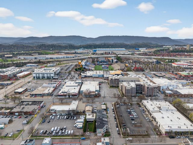 310 W 18th Street 310, Chattanooga, TN 37408