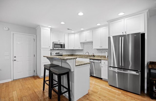 310 W 18th Street 310, Chattanooga, TN 37408